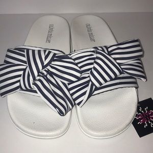 Olivia Miller Shoes - NWT Olivia Miller navy and white pool slides Olivia Miller Shoes - NWT Olivia Miller navy and white pool slides